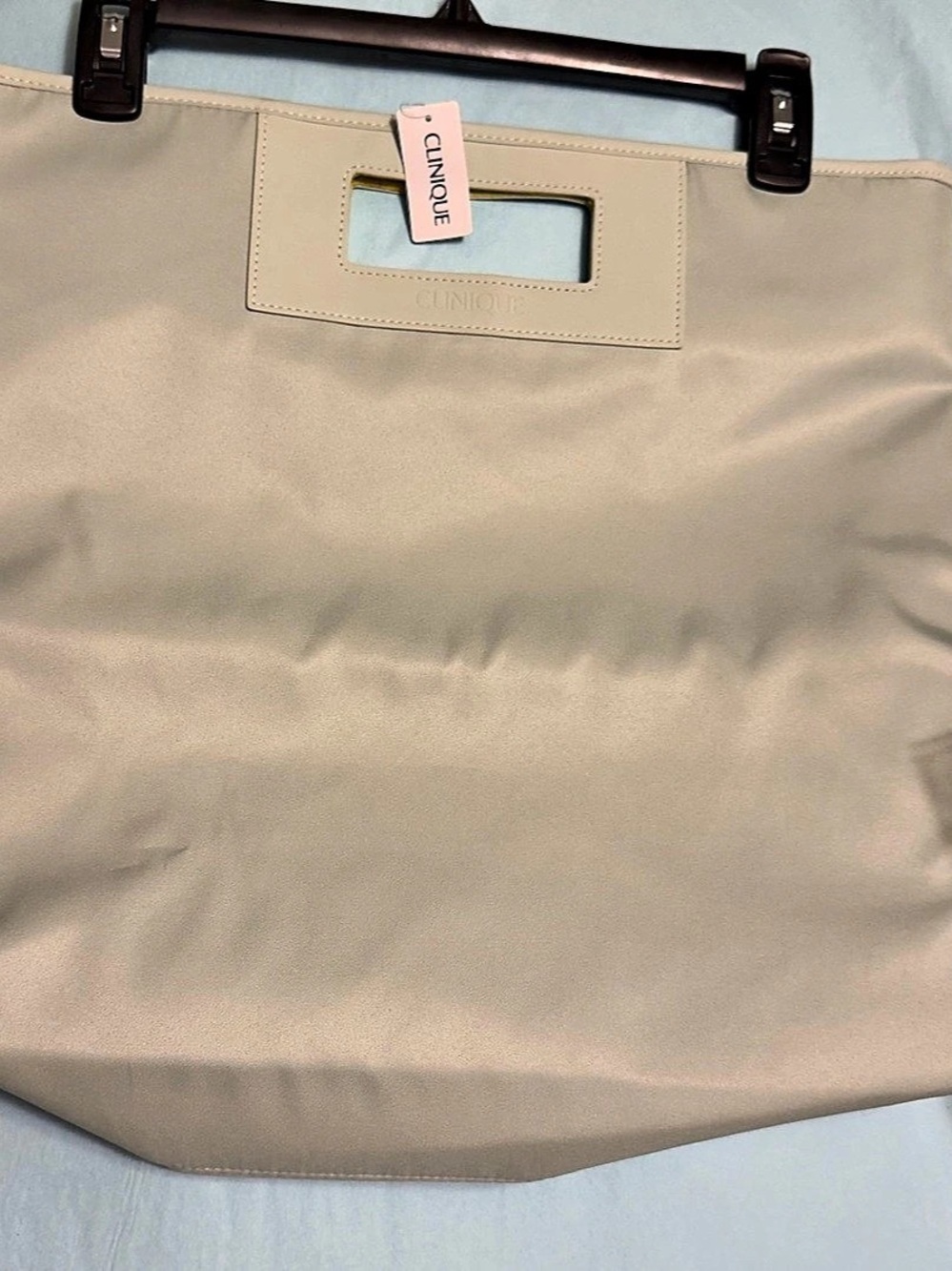 Clinique Mint Green Oversized Tote Bag Neon Yellow Interior V649-90-0001 NWT